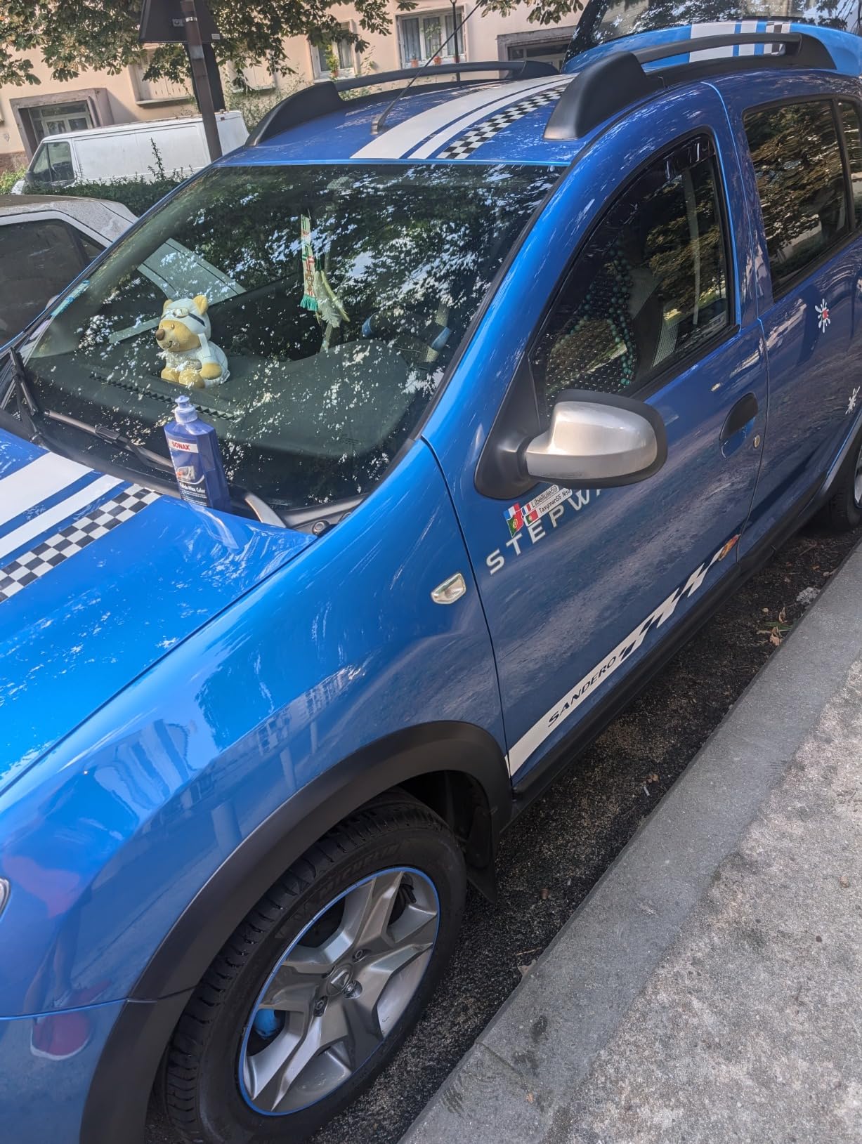 Farbe wirkt tiefer